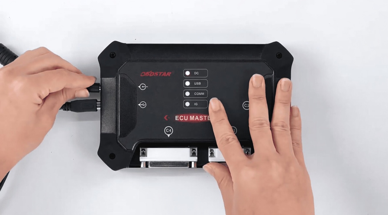 OBDSTAR ECU MASTER